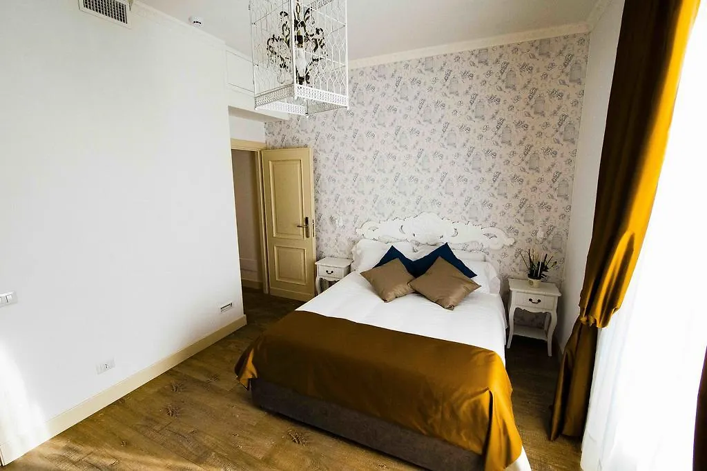 Adelina Guesthouse Rome 2*,  Italy