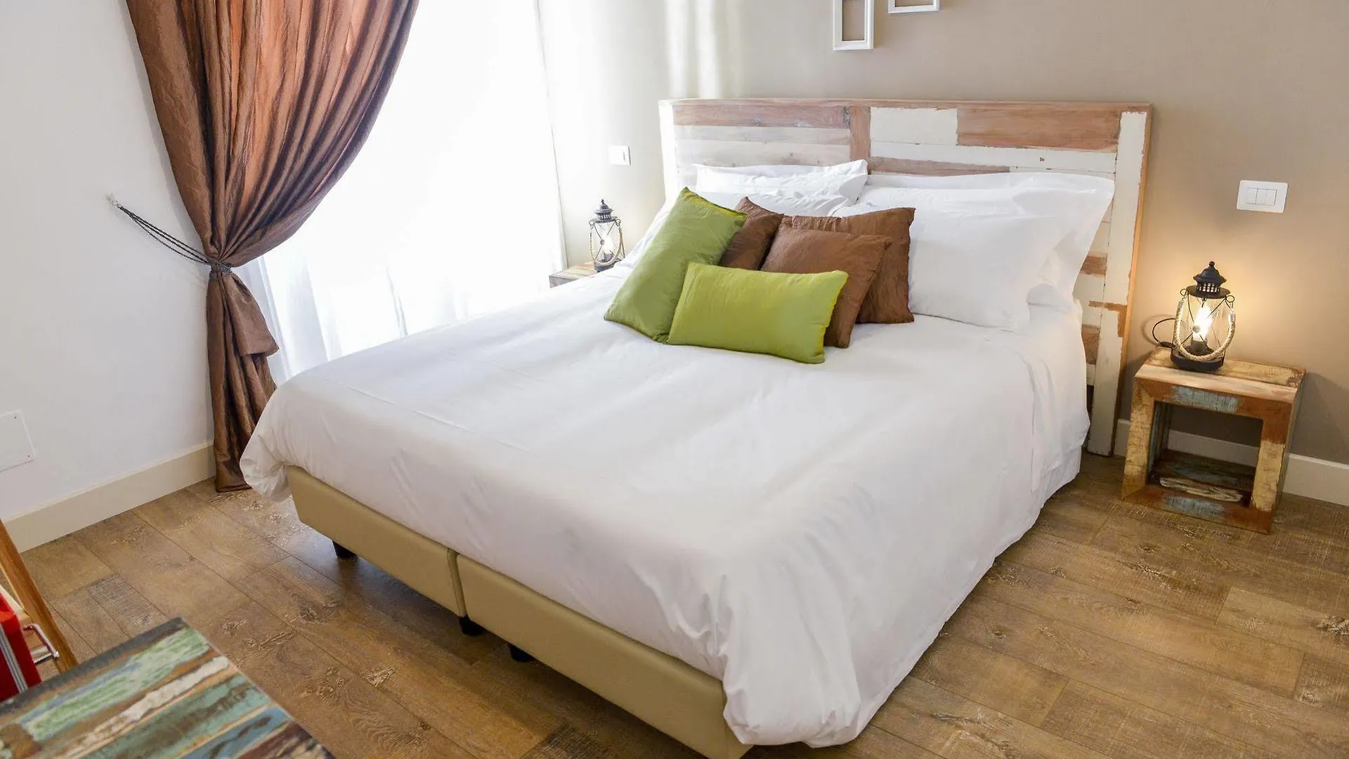 Adelina Guesthouse Rome 2*,