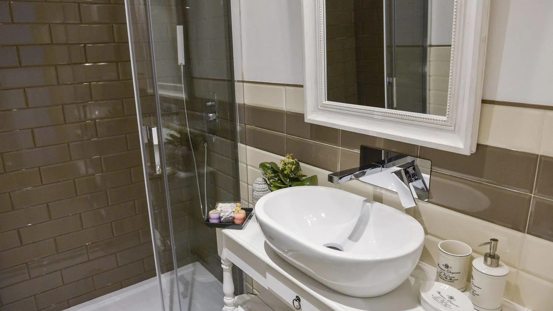 Adelina Guesthouse Roma İtalya