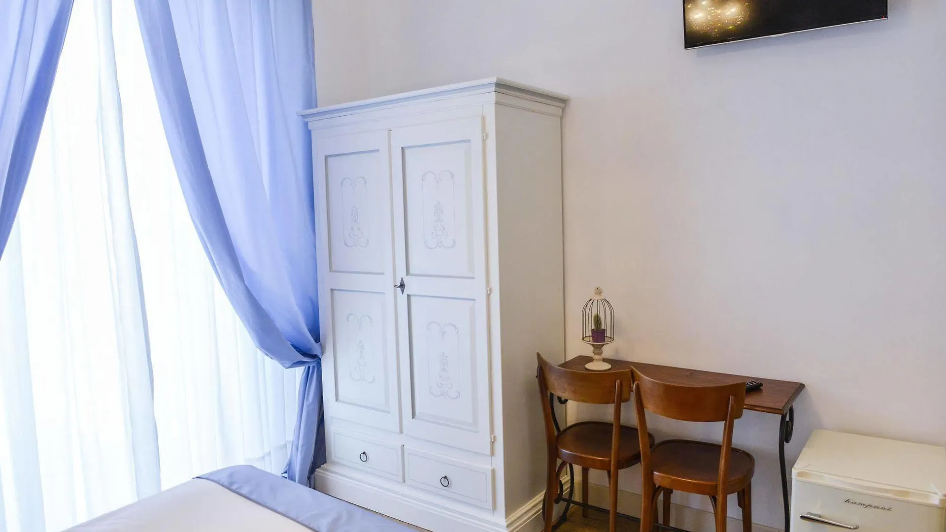 ** Konukevi Adelina Guesthouse Roma İtalya
